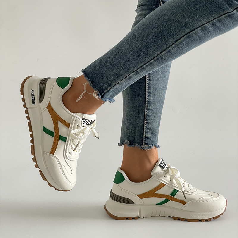 Women Retro Color Block Lace-Up Sneakers