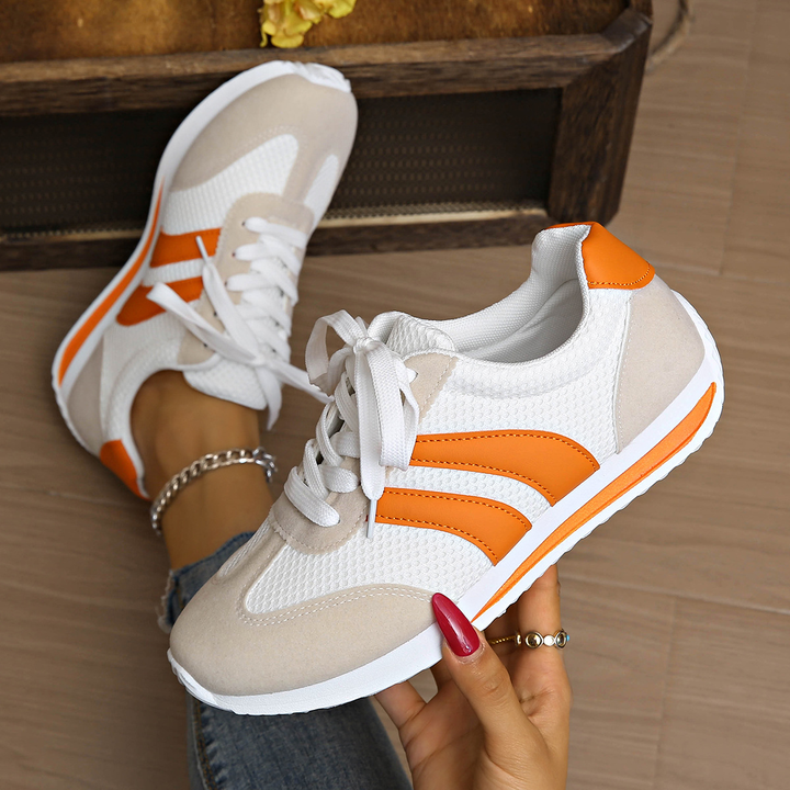 Striped Retro Athletic Walking Shoes