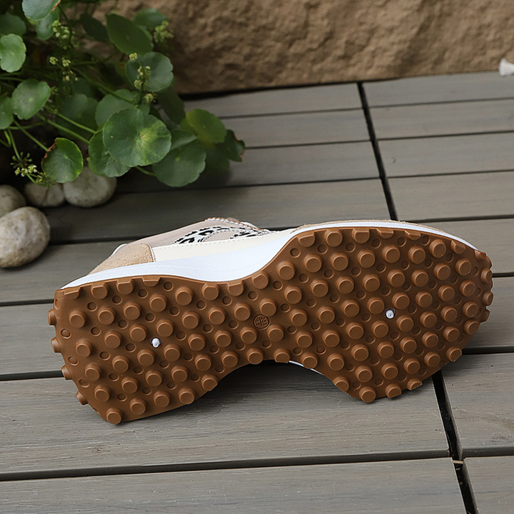 Lace-up platform retro leopard and stripe casual sneakers