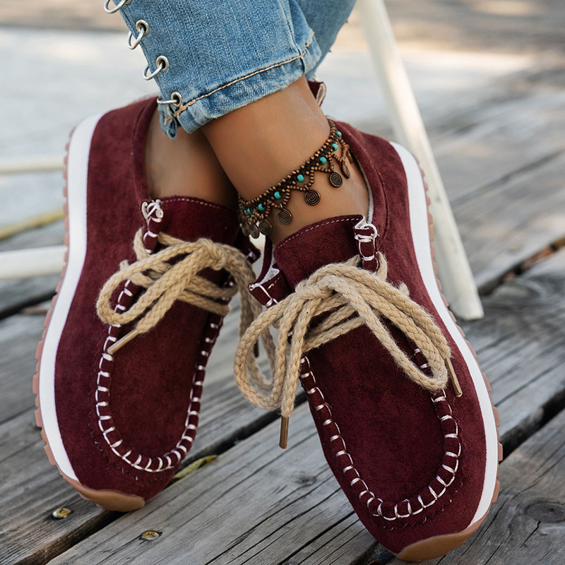 Contrast Stitched Lace-Up Casual Sneakers