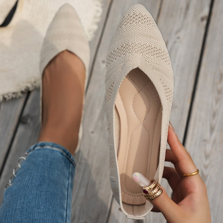 Pointed Toe Breathable Knit Slip-On Flat Shoes