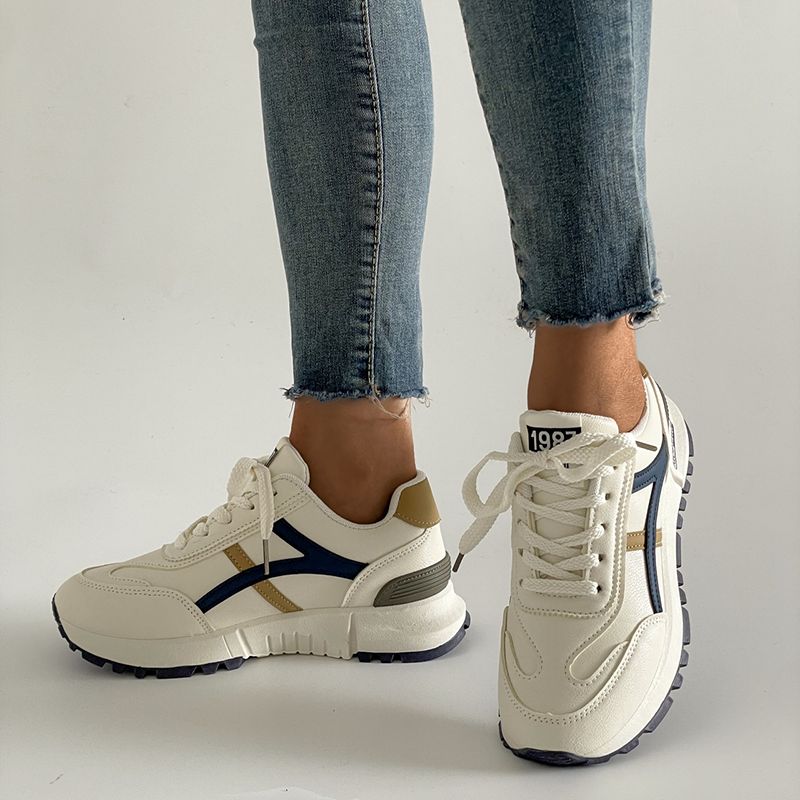 Women Retro Color Block Lace-Up Sneakers