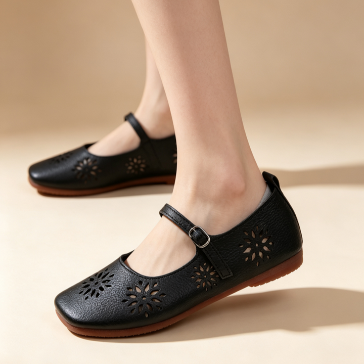 Floral Cut-out Round-Toe Casual Flats