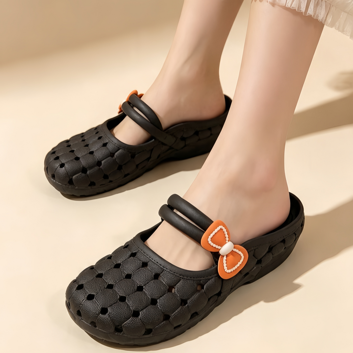 Breathable openwork bow-decorated sandals