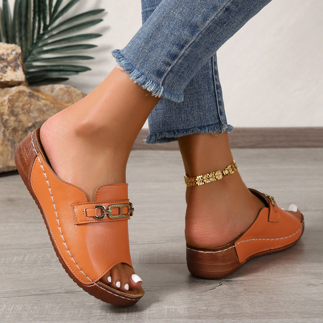 Peep Toe Wedge Mules with Chain Detail – Women&