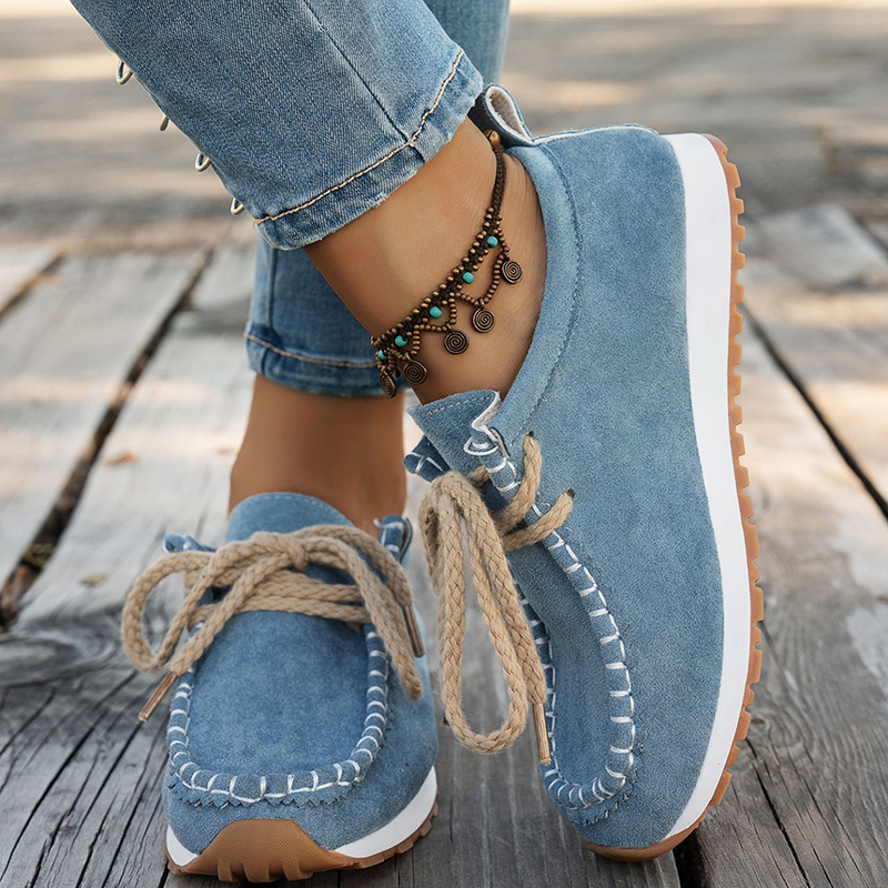 Contrast Stitched Lace-Up Casual Sneakers